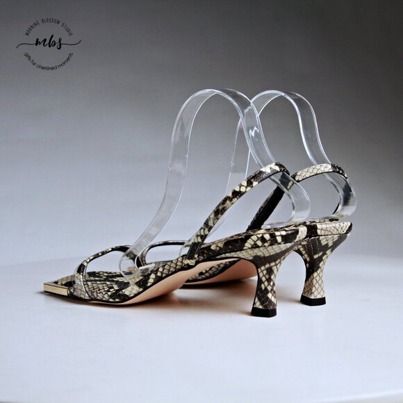 NIB Good American Standout Snake Print Square Toe Sandals Gray Gold Women 9.5 - Picture 7 of 16